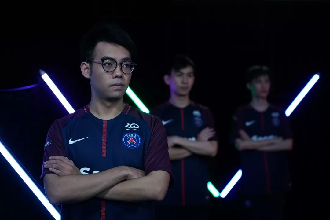 昨晚，LCS赛区的FlyQuest战队官宣前LSB下路选手Prince加入队伍