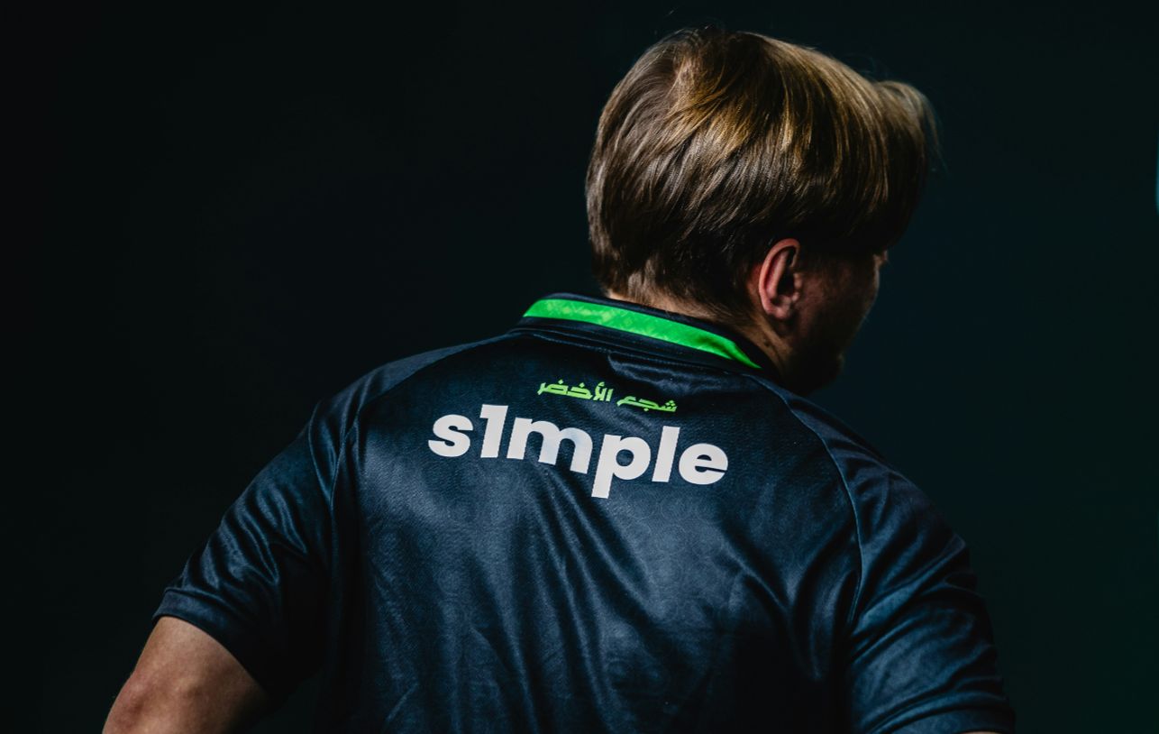 Hang ：我们刚开始互相适应，今天我们有点分心，纪律也不是很好