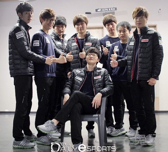 Ninjas in Pyjamas team New Year's greetings： 新年快乐，祝大家在蛇年里充满无限期待